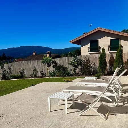 Modern Artistic With Mountain Views, Garden Villa