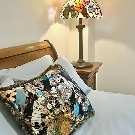 Modern Artistic With Mountain Views, Garden * Mondariz-Balneario